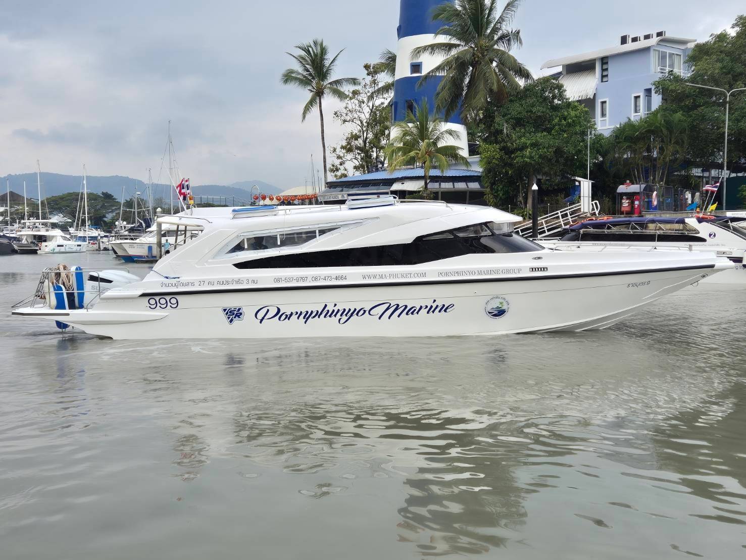 Luxury Private Catamaran (2 Engines) Koh Khai Fullday Trip