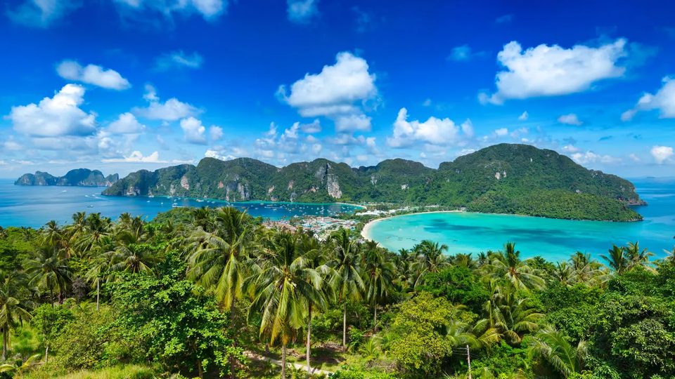 Luxury Private Speedboat (2 Engines) Krabi + Phi Phi Fullday Trip