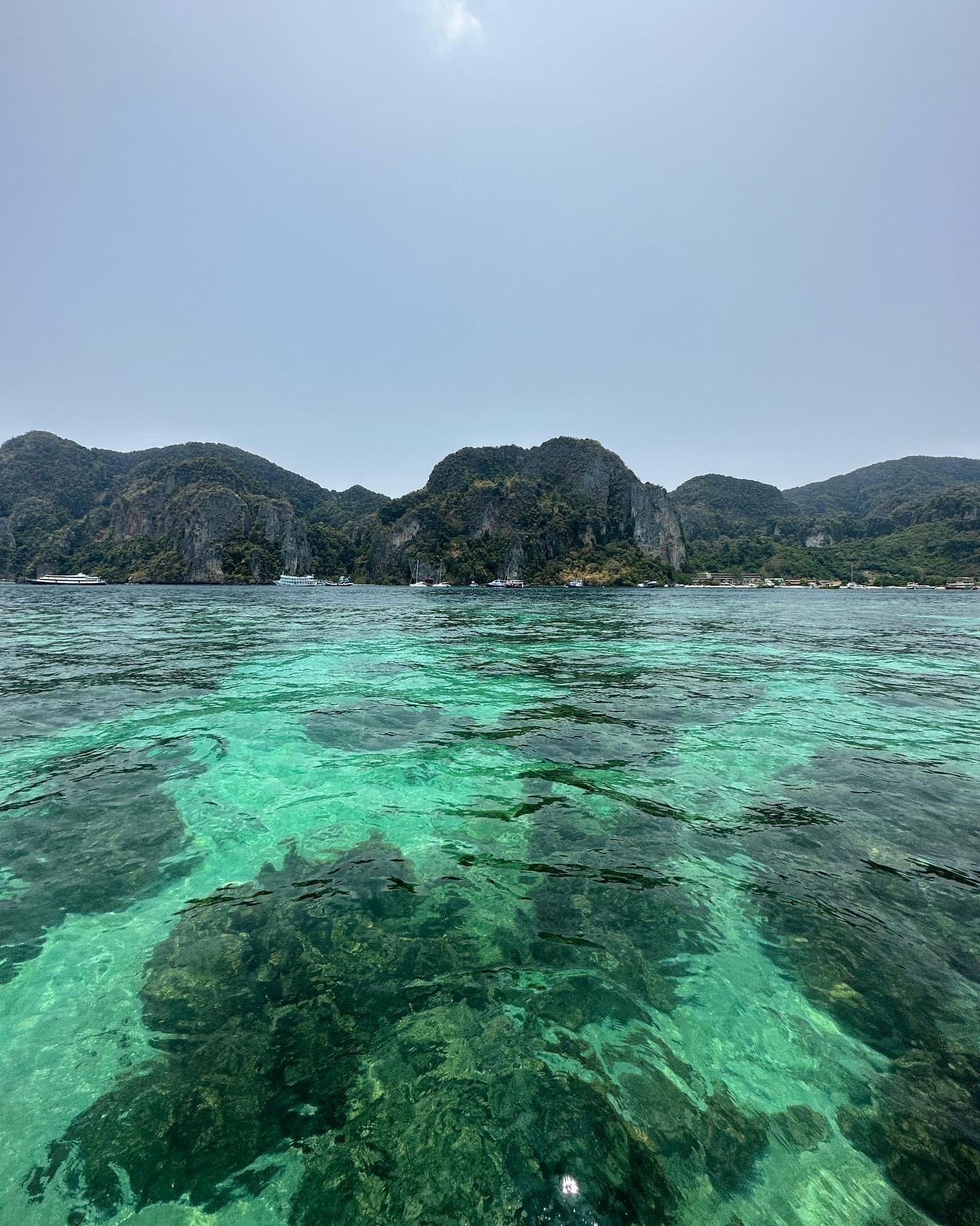Private Catamaran Phi Phi (2 Days 1 Night)