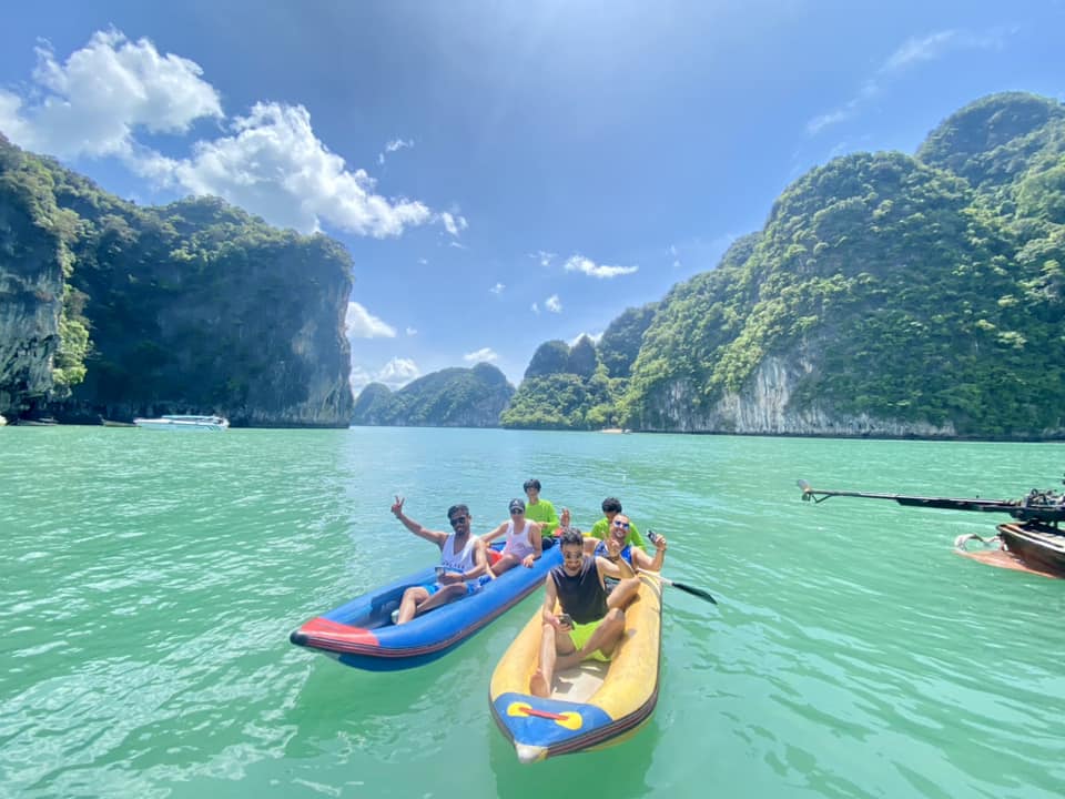 Premium Long tail Boat trip to 2 different Islands (Maiton & Banana Beach)
