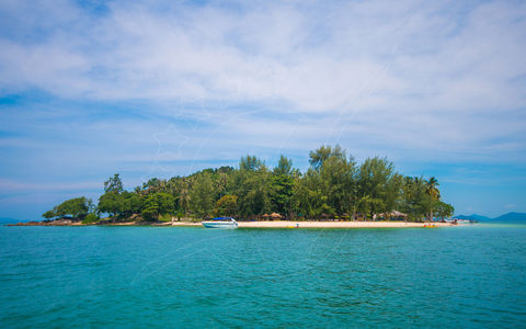 Luxury Experience Trip at Khai Nui or Khai Nok and Naka Yai Island