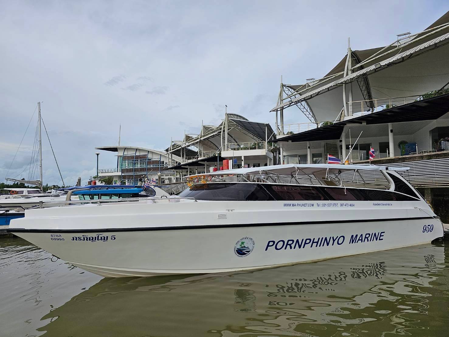 Private Speed Boat Phi Phi + Bamboo Island Fullday Trip