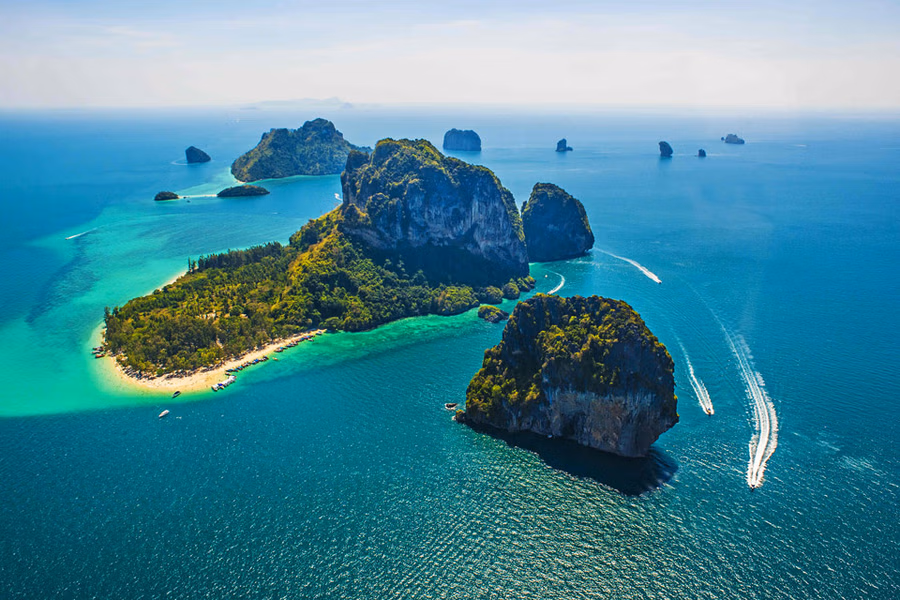 Private Speed Boat (3 Engines) Krabi 4 Islands Fullday Trip